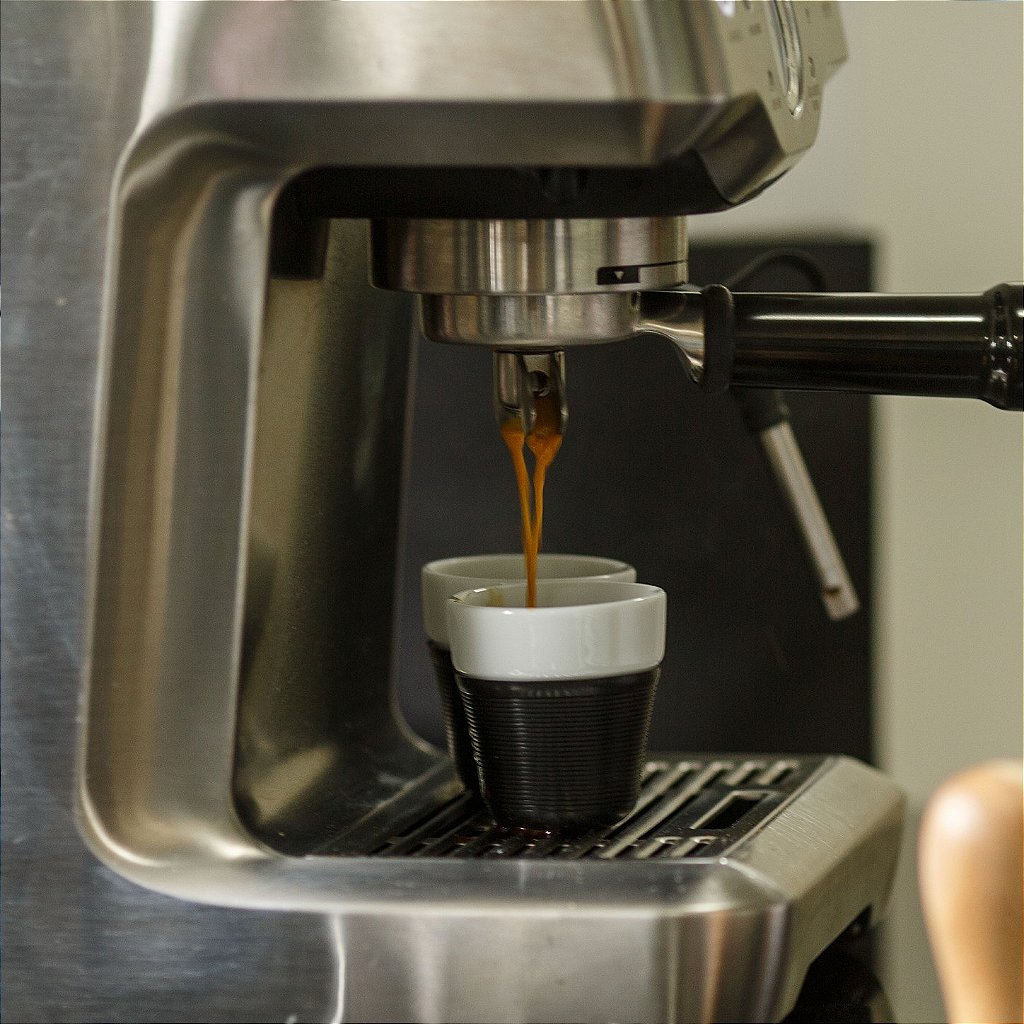 Espresso Cup - Kit com 2 Copos de Porcelana de 50ml cada - Preto