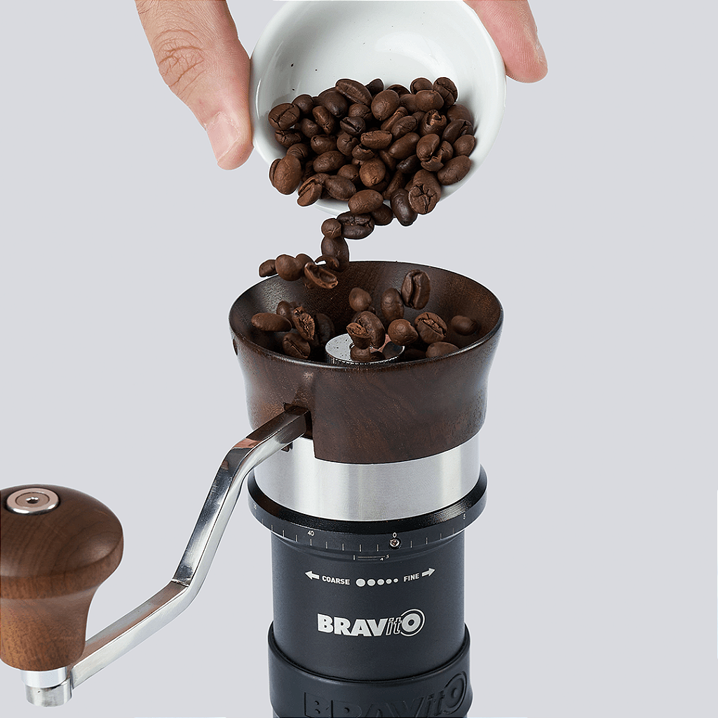 Funil em Madeira Canela para Moedor Bravo IT